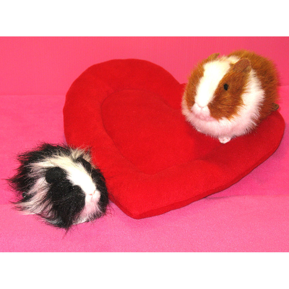 Red heart two pigs